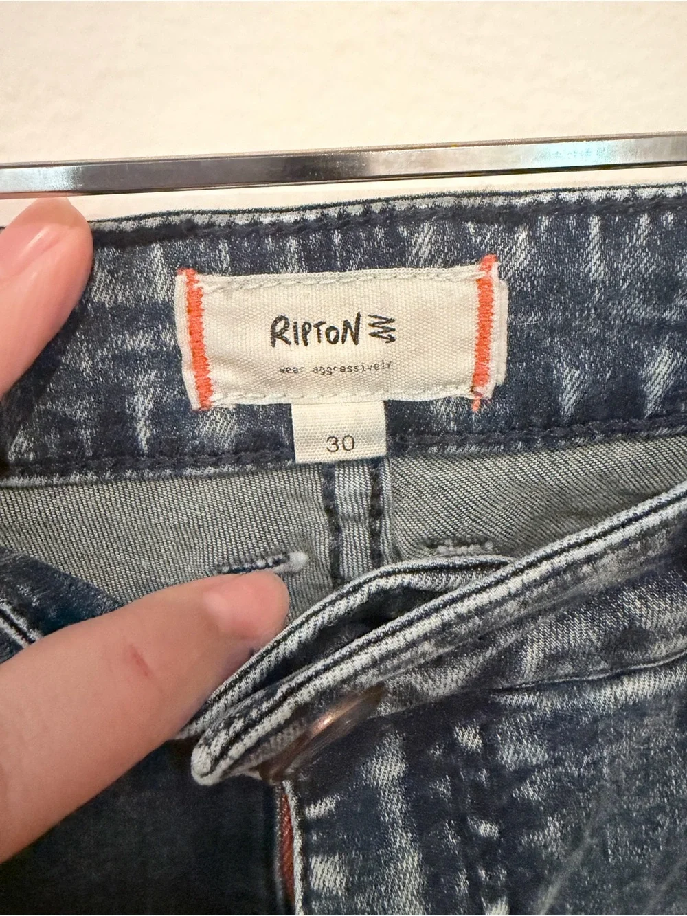Ripton Co. Oskar Blues Edition boyfriend Jeans size 30” women - Picture 3 of 8